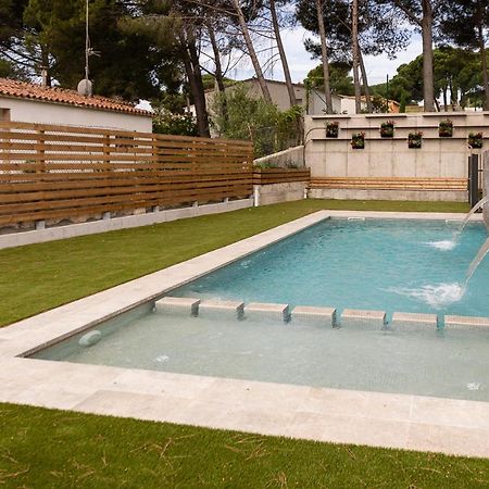 Albana Apartaments Turistics L' Escala Eksteriør bilde