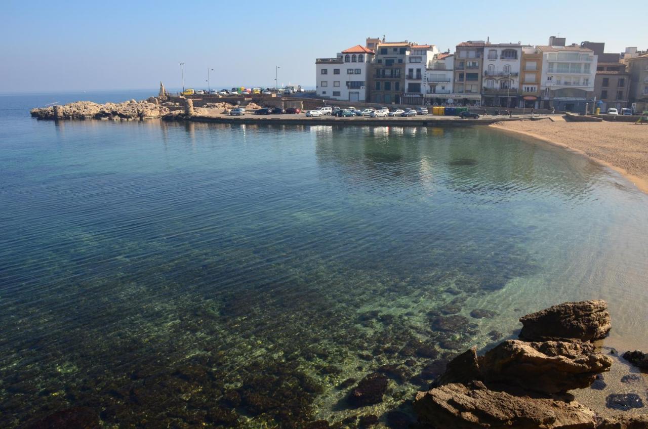 Albana Apartaments Turistics L' Escala Eksteriør bilde